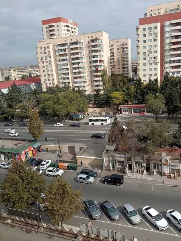 Satılır 3 otaqlı köhnə tikili, 54 m², Xalqlar dostluğu m.-15