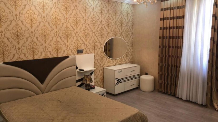 Kirayə verilir 2 otaqlı yeni tikili, 90 m², 8 noyabr-5