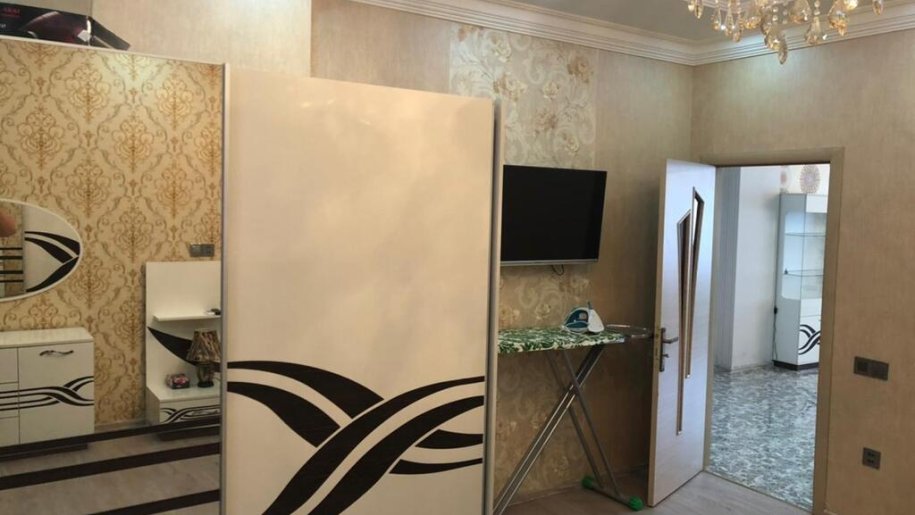 Kirayə verilir 2 otaqlı yeni tikili, 90 m², 8 noyabr-10