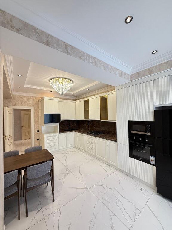 Satılır 3 otaqlı yeni tikili, 120 m², 28 May m.-12