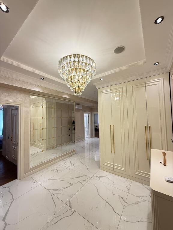 Satılır 3 otaqlı yeni tikili, 120 m², 28 May m.-17