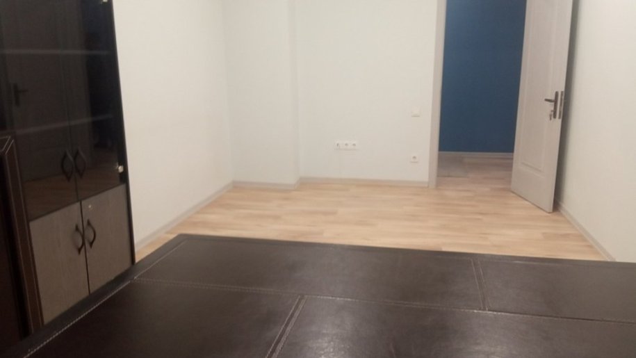 25 m<sup>2</sup> ofis icarəyə verilir, Nəriman Nərimanov m.-10