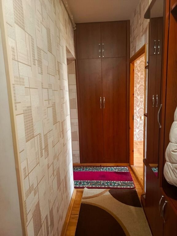 Satılır 3 otaqlı köhnə tikili, 85 m², Xalqlar dostluğu m.-6