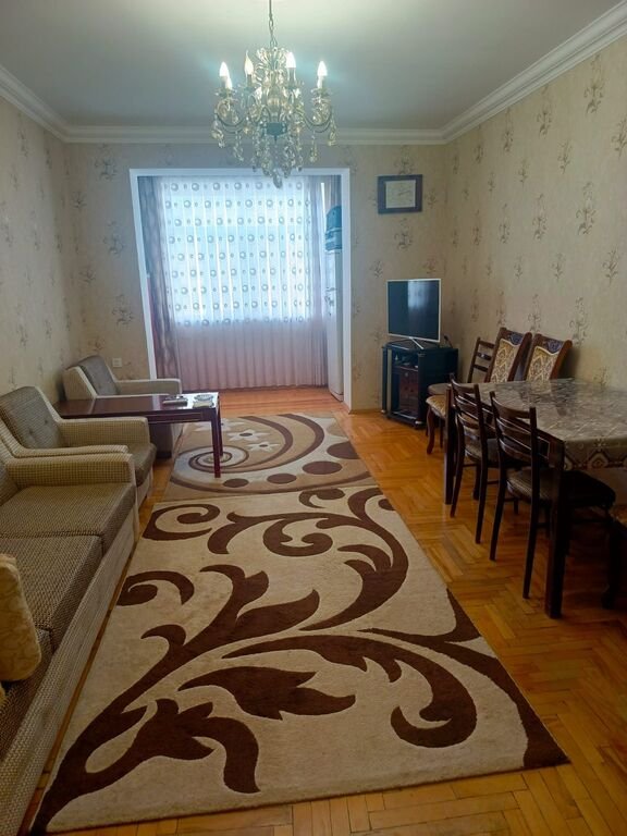 Satılır 3 otaqlı köhnə tikili, 85 m², Xalqlar dostluğu m.-9