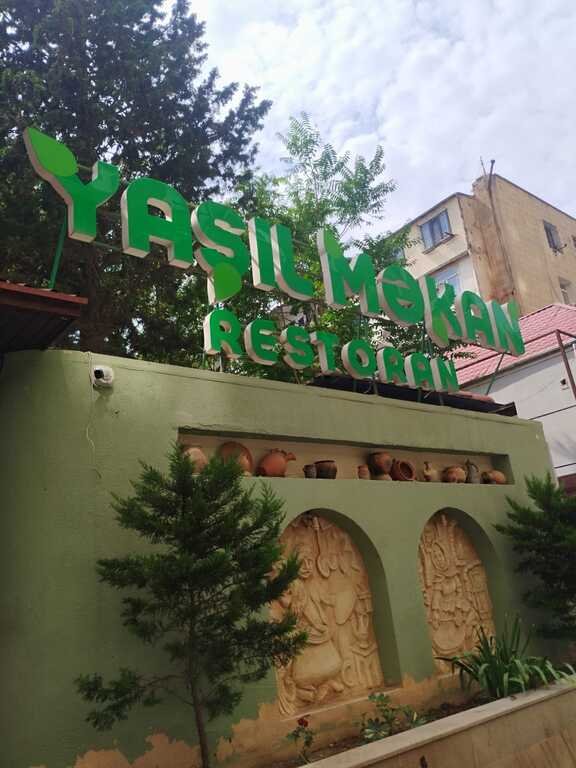 420 m<sup>2</sup> obyekt satılır, Memar Əcəmi m.-1