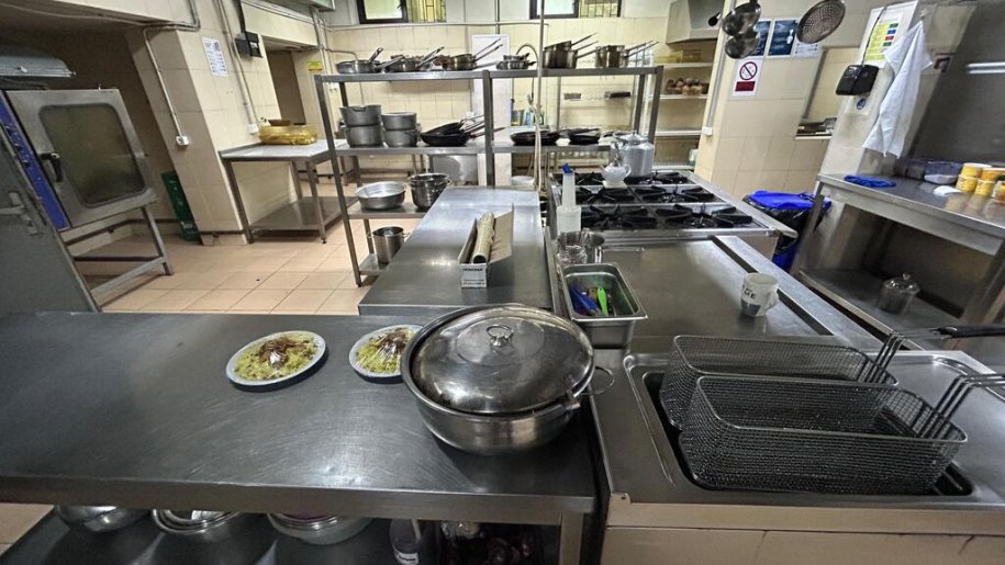 420 m<sup>2</sup> obyekt satılır, Memar Əcəmi m.-9