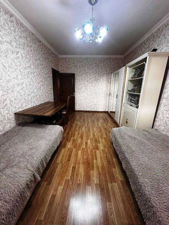 Satılır 3 otaqlı köhnə tikili, 80 m², Həzi Aslanov m.-5