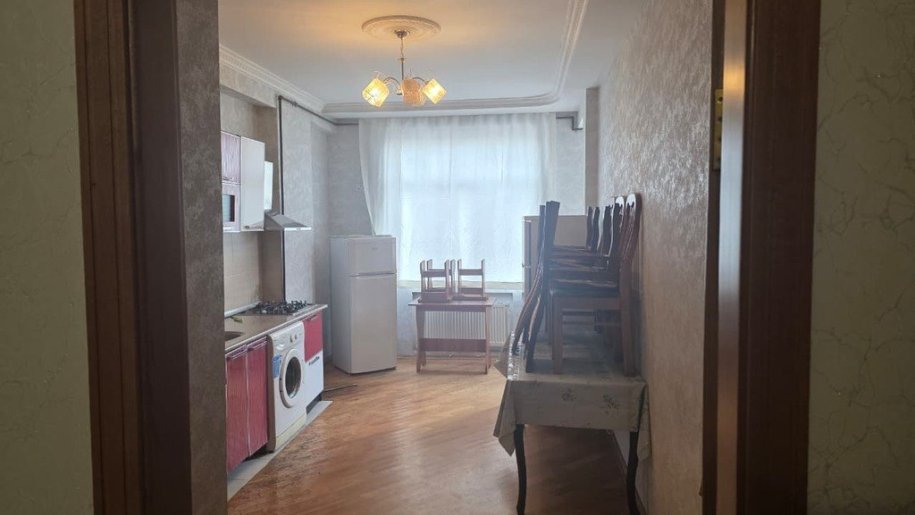 Kirayə verilir 3 otaqlı yeni tikili, 116 m², 8 noyabr-8