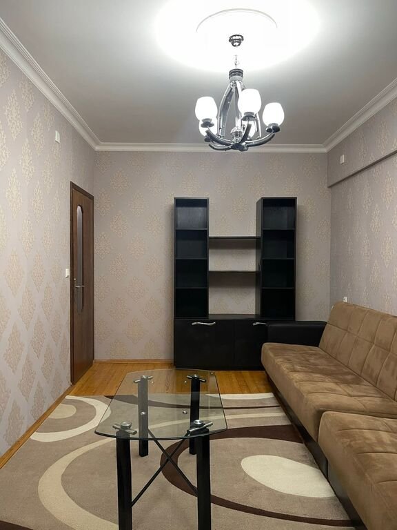 Kirayə verilir 2 otaqlı köhnə tikili, 55 m², Elmlər Akademiyası m.-3