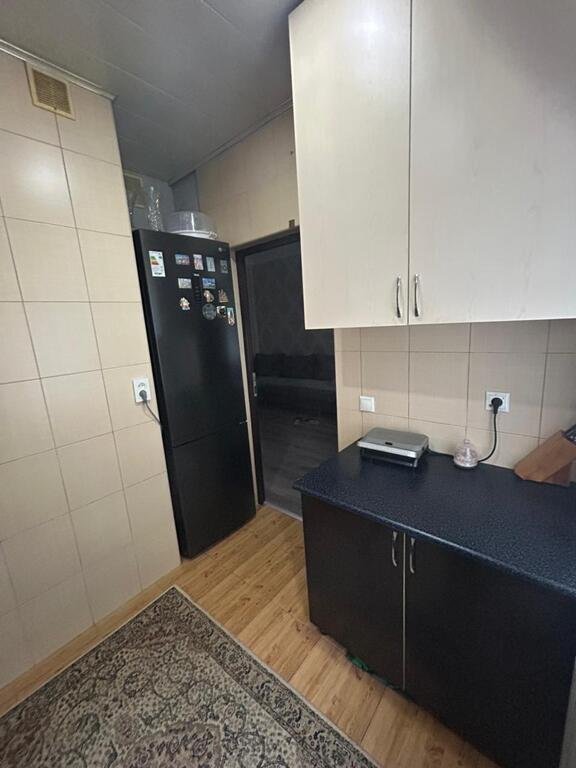 Satılır 3 otaqlı köhnə tikili, 67 m², Memar Əcəmi m.-5