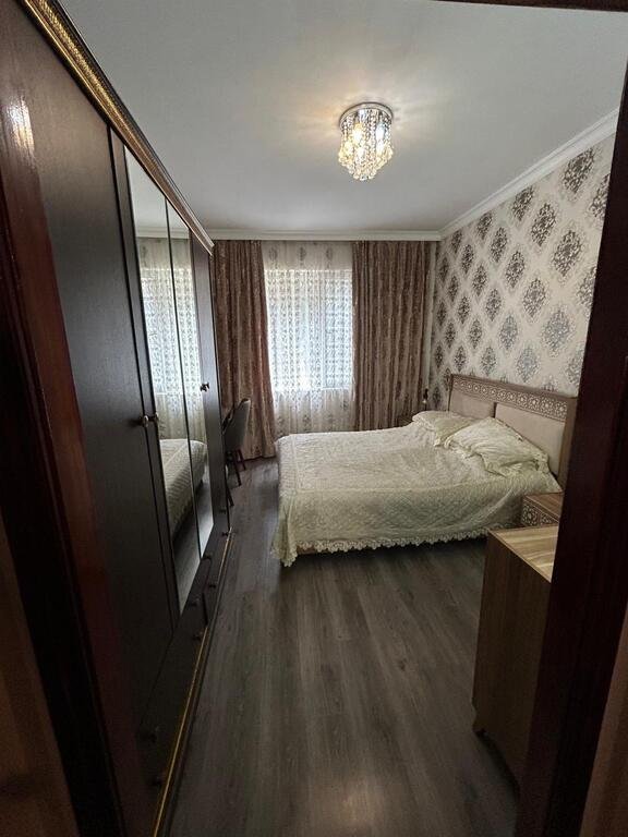 Satılır 3 otaqlı köhnə tikili, 67 m², Memar Əcəmi m.-9