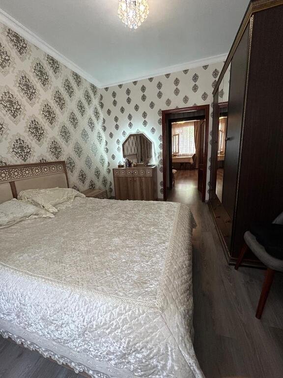 Satılır 3 otaqlı köhnə tikili, 67 m², Memar Əcəmi m.-12