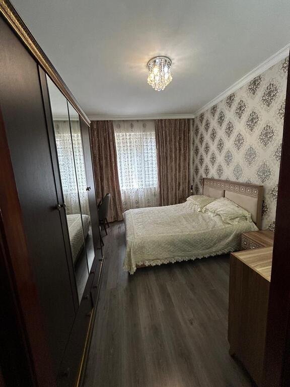Satılır 3 otaqlı köhnə tikili, 67 m², Memar Əcəmi m.-16