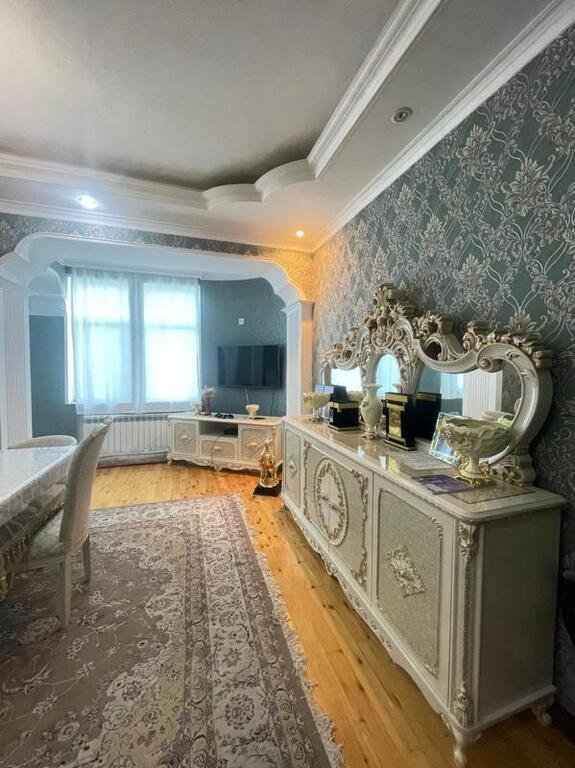 Satılır 3 otaqlı yeni tikili, 117 m², İnşaatçılar m.-4
