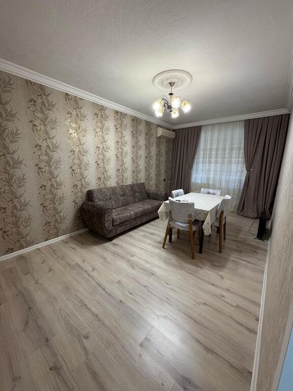 Kirayə verilir 2 otaqlı köhnə tikili, 65 m², Azadlıq Prospekti m.-4