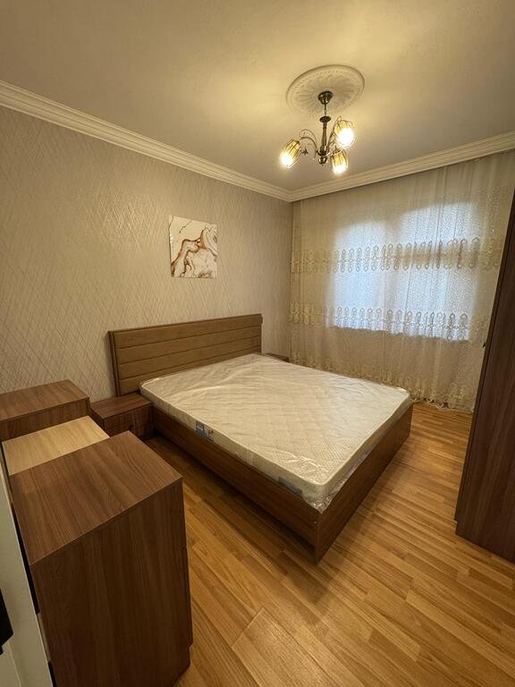 Kirayə verilir 2 otaqlı köhnə tikili, 65 m², Azadlıq Prospekti m.-6