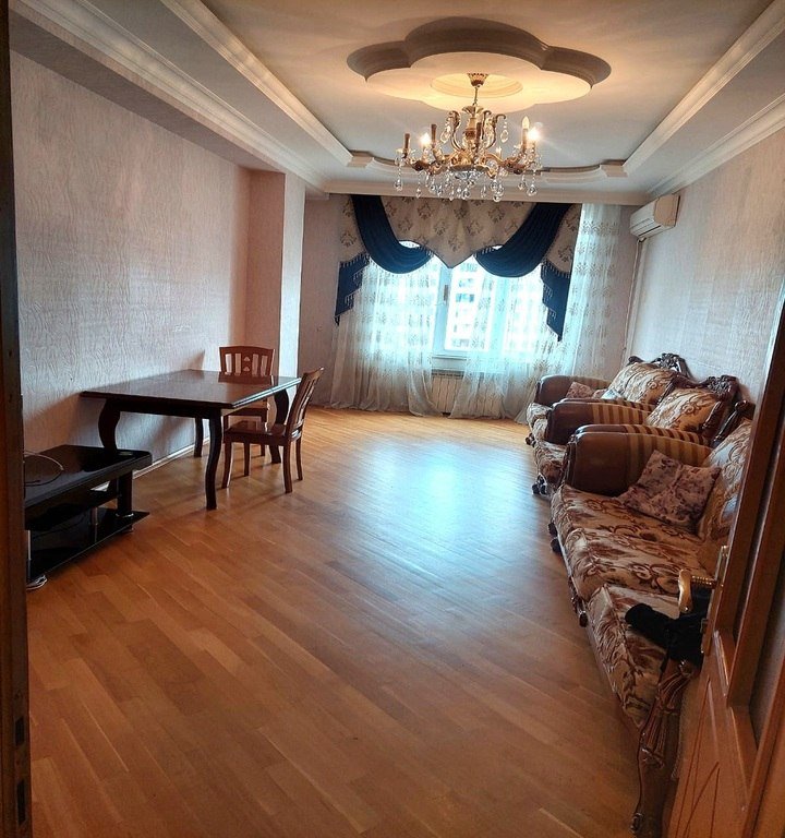 Kirayə verilir 3 otaqlı yeni tikili, 126 m², Memar Əcəmi m.-1