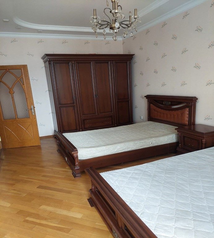 Kirayə verilir 3 otaqlı yeni tikili, 126 m², Memar Əcəmi m.-4