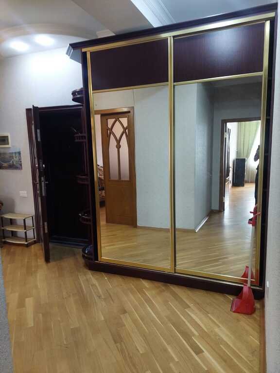 Kirayə verilir 3 otaqlı yeni tikili, 126 m², Memar Əcəmi m.-8