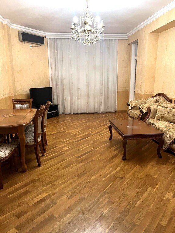 Kirayə verilir 3 otaqlı yeni tikili, 150 m², Ulduz m.-4