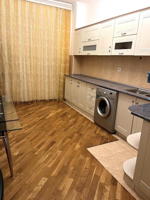 Kirayə verilir 3 otaqlı yeni tikili, 150 m², Ulduz m.-7