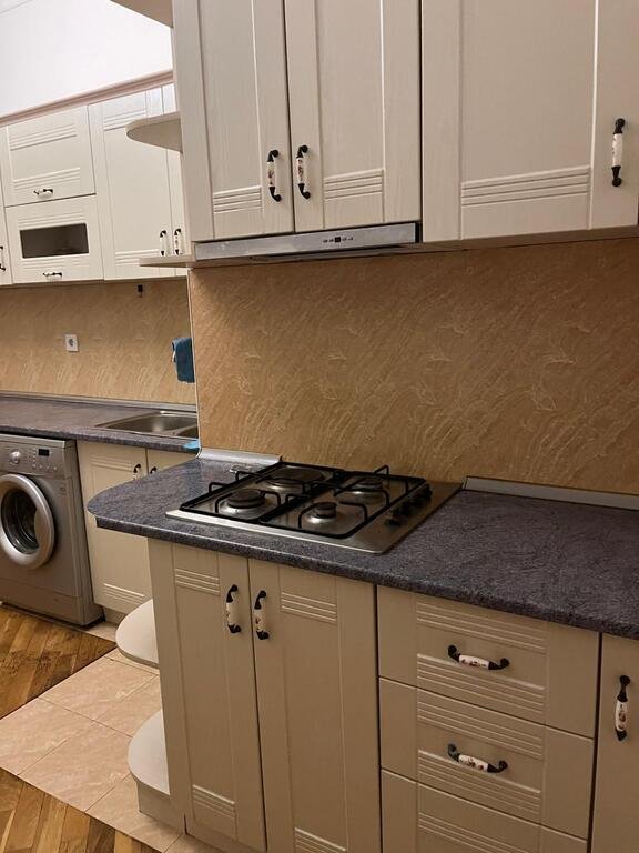 Kirayə verilir 3 otaqlı yeni tikili, 150 m², Ulduz m.-9