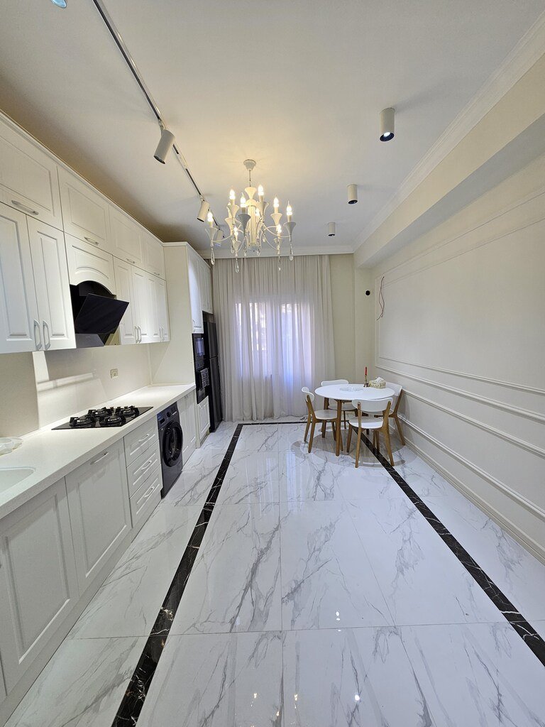 Satılır 3 otaqlı yeni tikili, 140 m², Elmlər Akademiyası m.-5