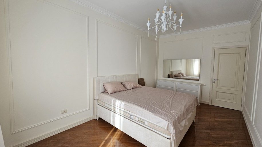 Satılır 3 otaqlı yeni tikili, 140 m², Elmlər Akademiyası m.-8