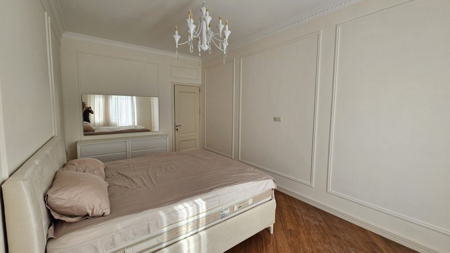 Satılır 3 otaqlı yeni tikili, 140 m², Elmlər Akademiyası m.-9
