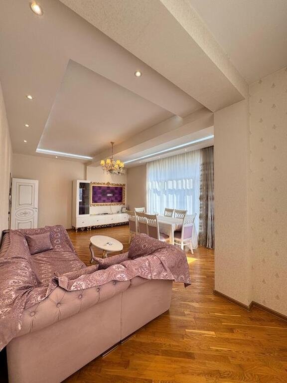 Satılır 3 otaqlı yeni tikili, 127 m², Memar Əcəmi m.-4