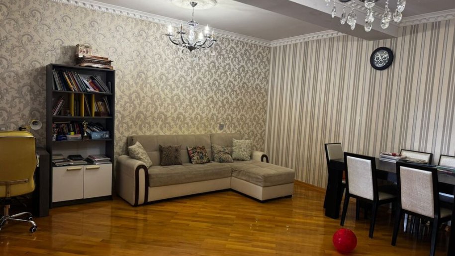 Satılır 3 otaqlı yeni tikili, 125 m², İnşaatçılar m.-2