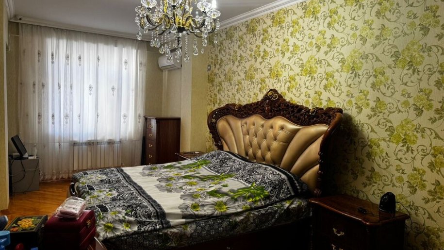 Satılır 3 otaqlı yeni tikili, 125 m², İnşaatçılar m.-5