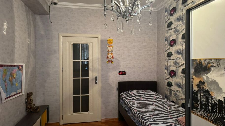 Satılır 3 otaqlı yeni tikili, 125 m², İnşaatçılar m.-8