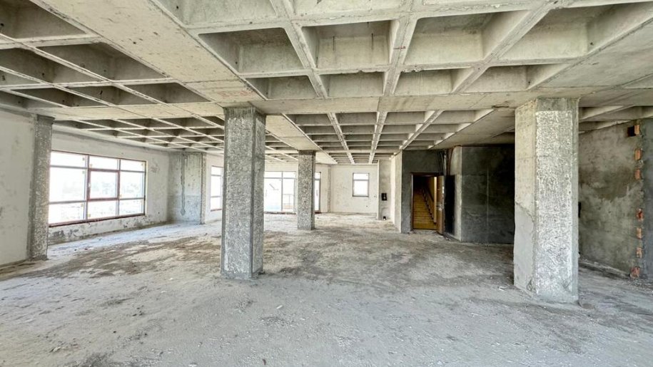 Satılır 4 otaqlı yeni tikili, 214 m², İçərişəhər m.-5