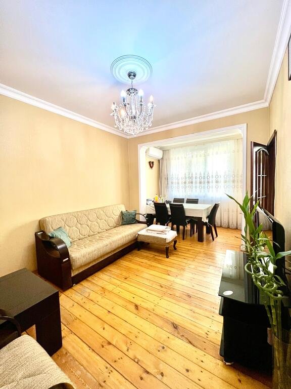 Satılır 3 otaqlı köhnə tikili, 75 m², Gənclik m.-2