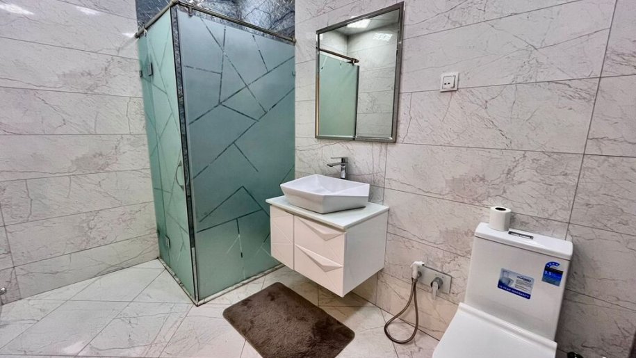 Satılır 3 otaqlı yeni tikili, 141 m², 8 noyabr-10