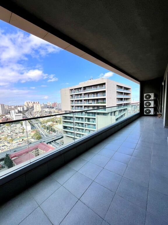 Satılır 3 otaqlı yeni tikili, 141 m², 8 noyabr-15