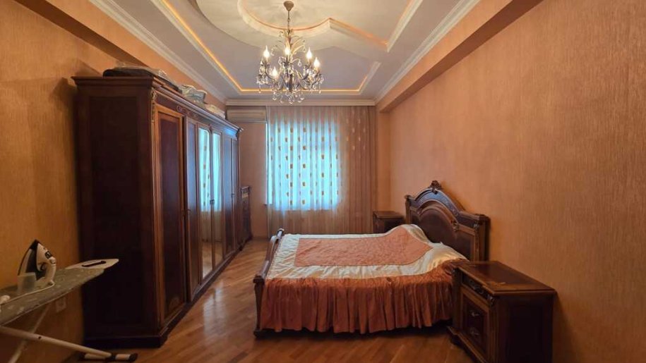 Satılır 3 otaqlı yeni tikili, 149 m², 28 May m.-6