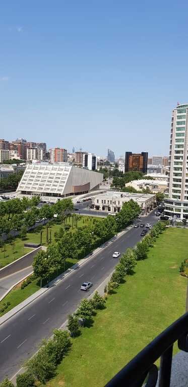 Satılır 3 otaqlı yeni tikili, 149 m², 28 May m.-16
