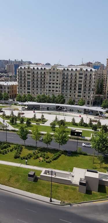 Satılır 3 otaqlı yeni tikili, 149 m², 28 May m.-18