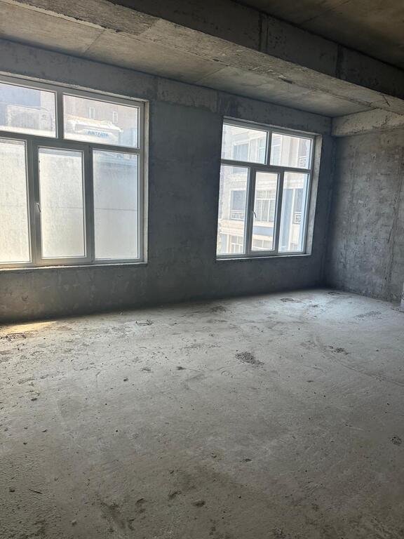 Satılır 5 otaqlı yeni tikili, 303 m², Elmlər Akademiyası m.-5