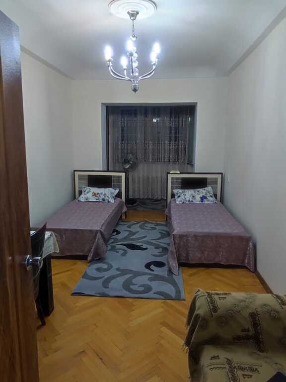 Satılır 2 otaqlı köhnə tikili, 60 m², Nəriman Nərimanov m.-11