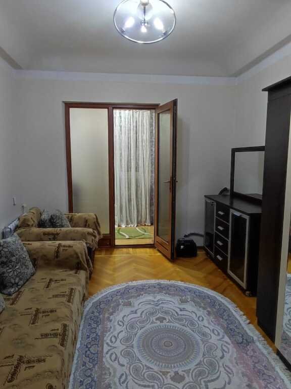 Satılır 2 otaqlı köhnə tikili, 60 m², Nəriman Nərimanov m.-14