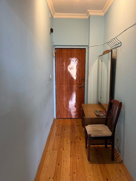 Kirayə verilir 1 otaqlı köhnə tikili, 18 m², Xalqlar dostluğu m.-1