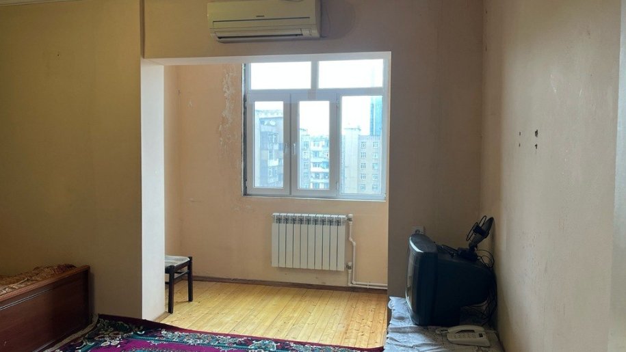 Kirayə verilir 1 otaqlı köhnə tikili, 18 m², Xalqlar dostluğu m.-3