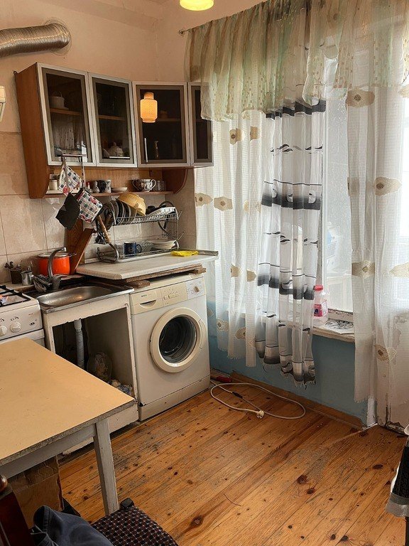 Kirayə verilir 1 otaqlı köhnə tikili, 18 m², Xalqlar dostluğu m.-4