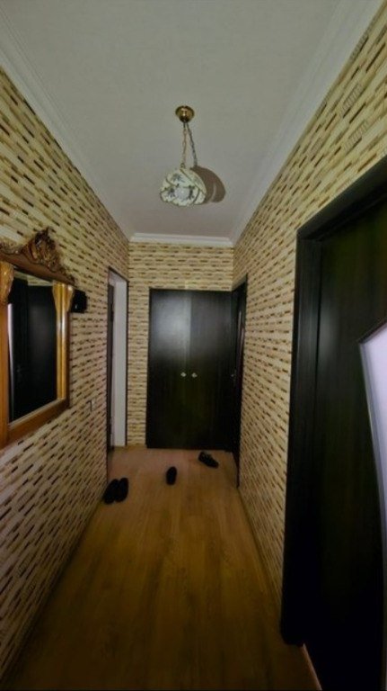 Satılır 4 otaqlı köhnə tikili, 86 m², Binə-6