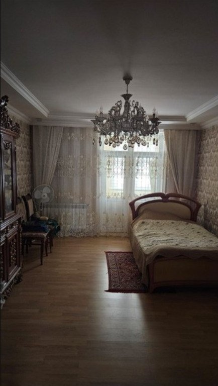 Satılır 4 otaqlı köhnə tikili, 86 m², Binə-9