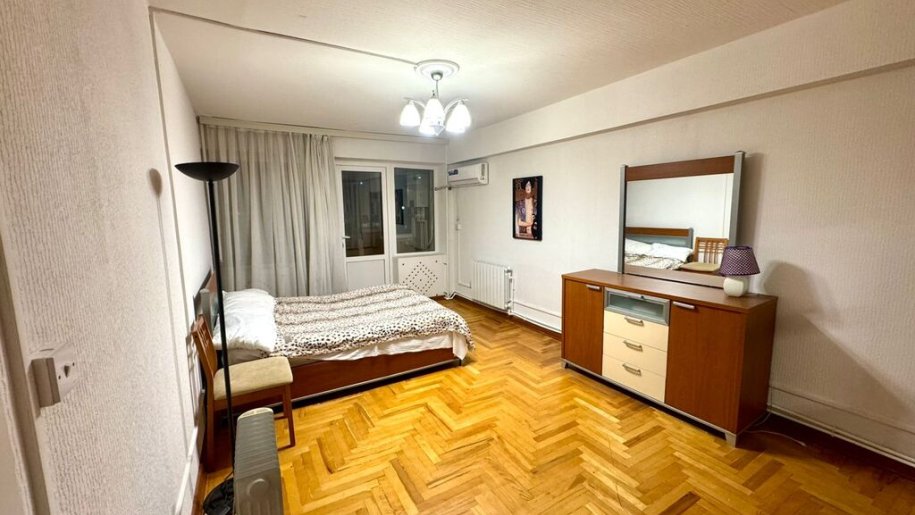 Kirayə verilir 3 otaqlı yeni tikili, 80 m², 28 May m.-5