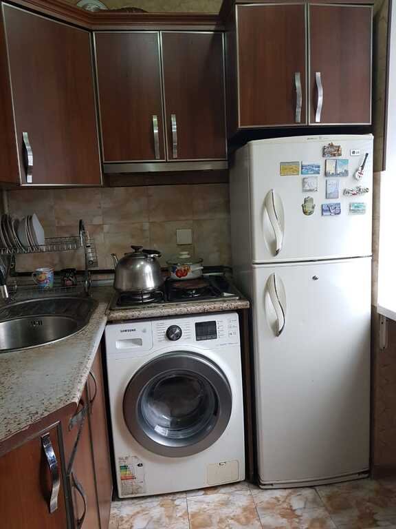 Satılır 3 otaqlı köhnə tikili, 64 m², 28 May m.-18